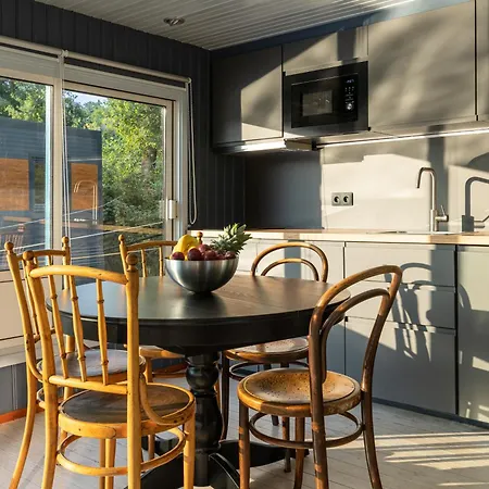 Houseboat - Place In Bådhotel